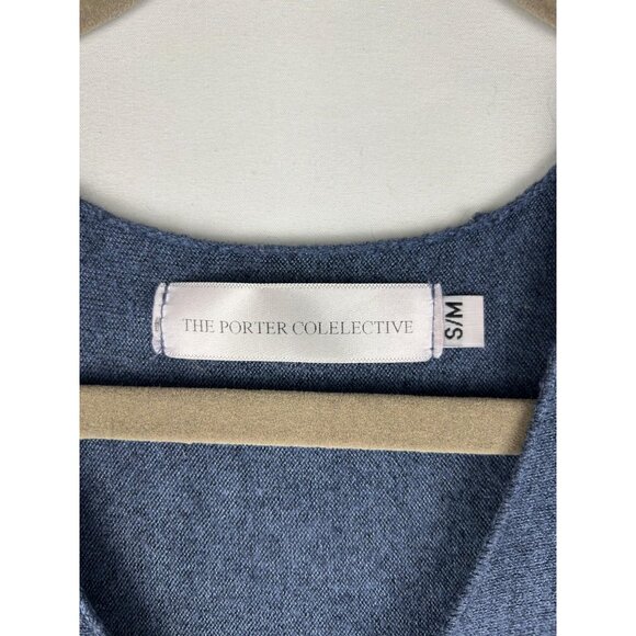 The Porter Collective Womens  Blue V-Neck Sweater Size  S/M Long Sleeve - Picture 3 of 8